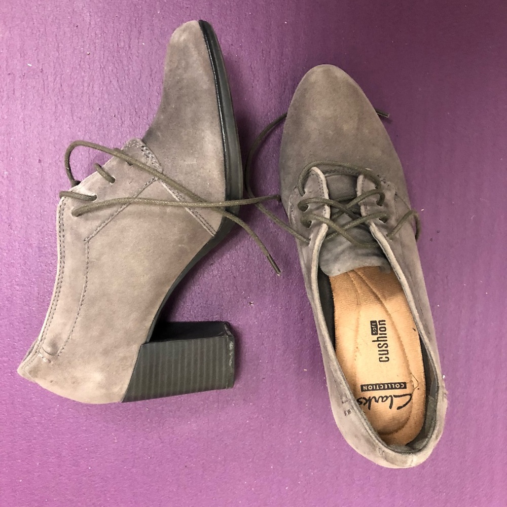 Clarke’s lace up shoes size 6.5